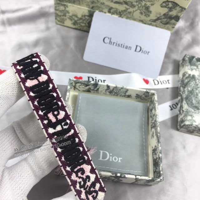 Dior飾品 迪奧經典熱銷款編織伸縮流蘇手繩手環  zgd1410